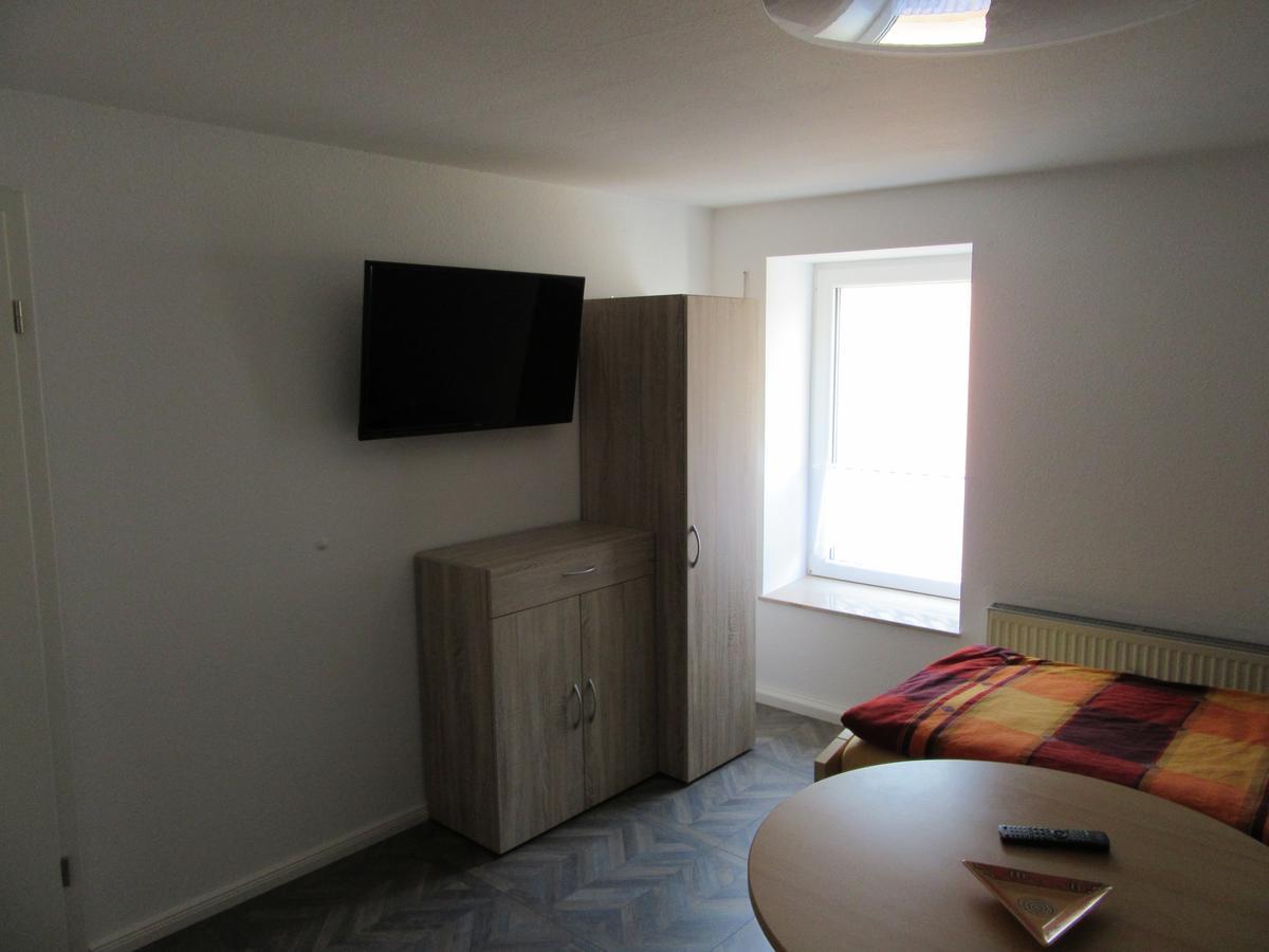 Ferienapartment Meiss Erdeborn Exteriör bild